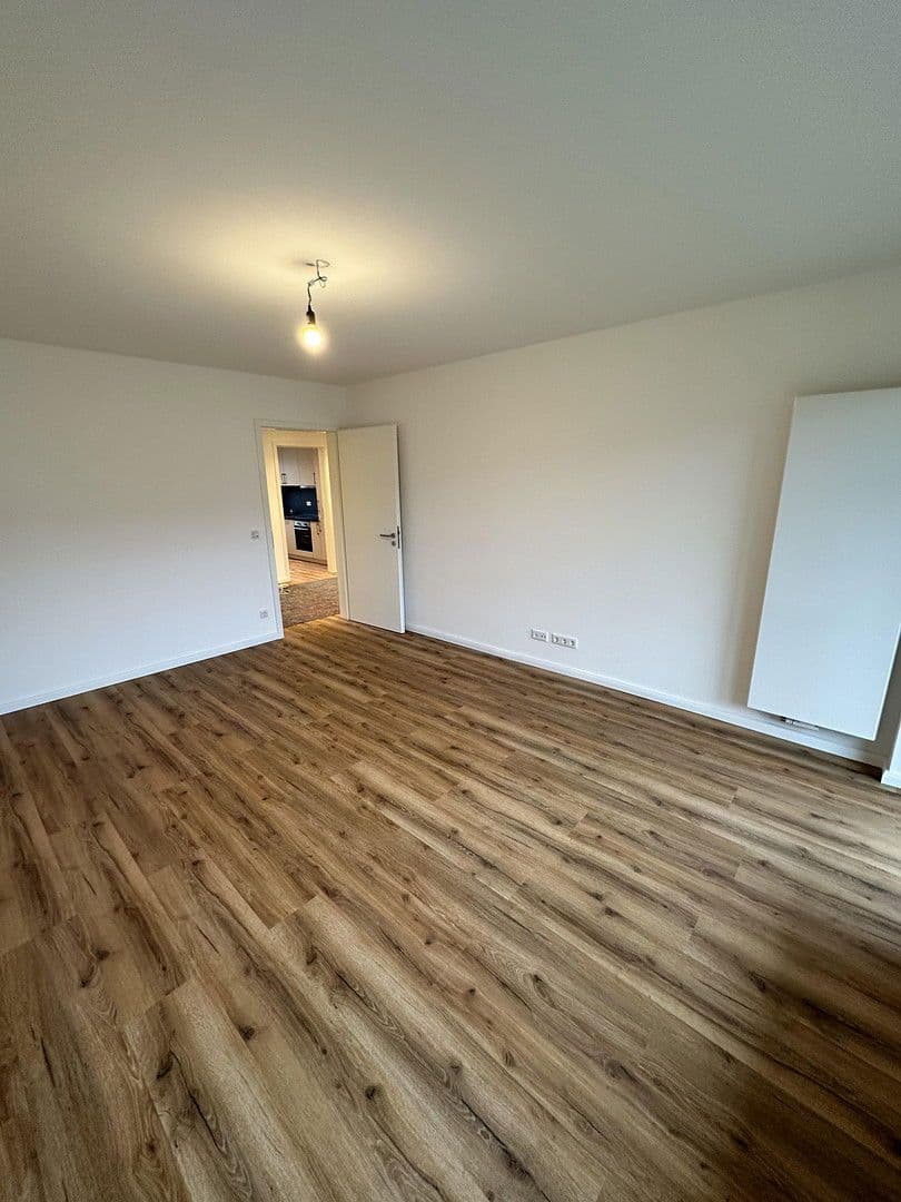 Prenájom bytu 3-izbový 81 m², Hamburg, Hamburg Prenájom bytu 3-izbový 81 m², Hamburg, Hamburg