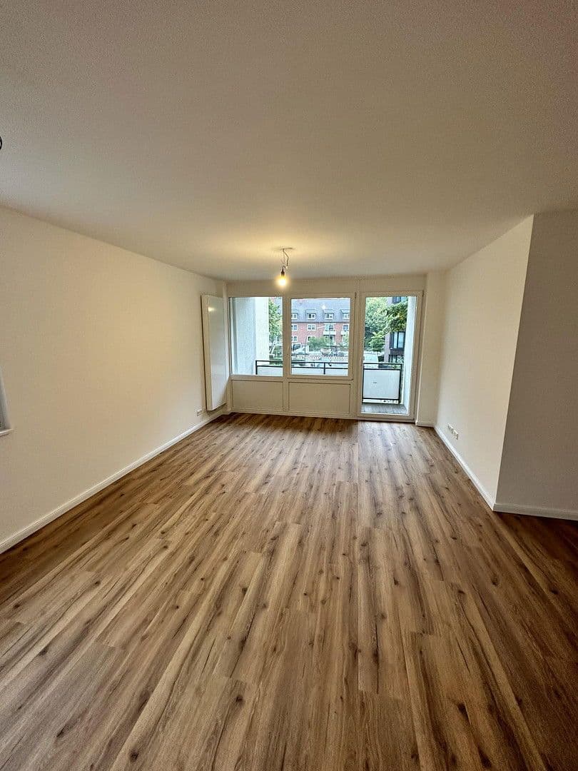 Prenájom bytu 2-izbový 60 m², Hamburg, Hamburg Prenájom bytu 2-izbový 60 m², Hamburg, Hamburg