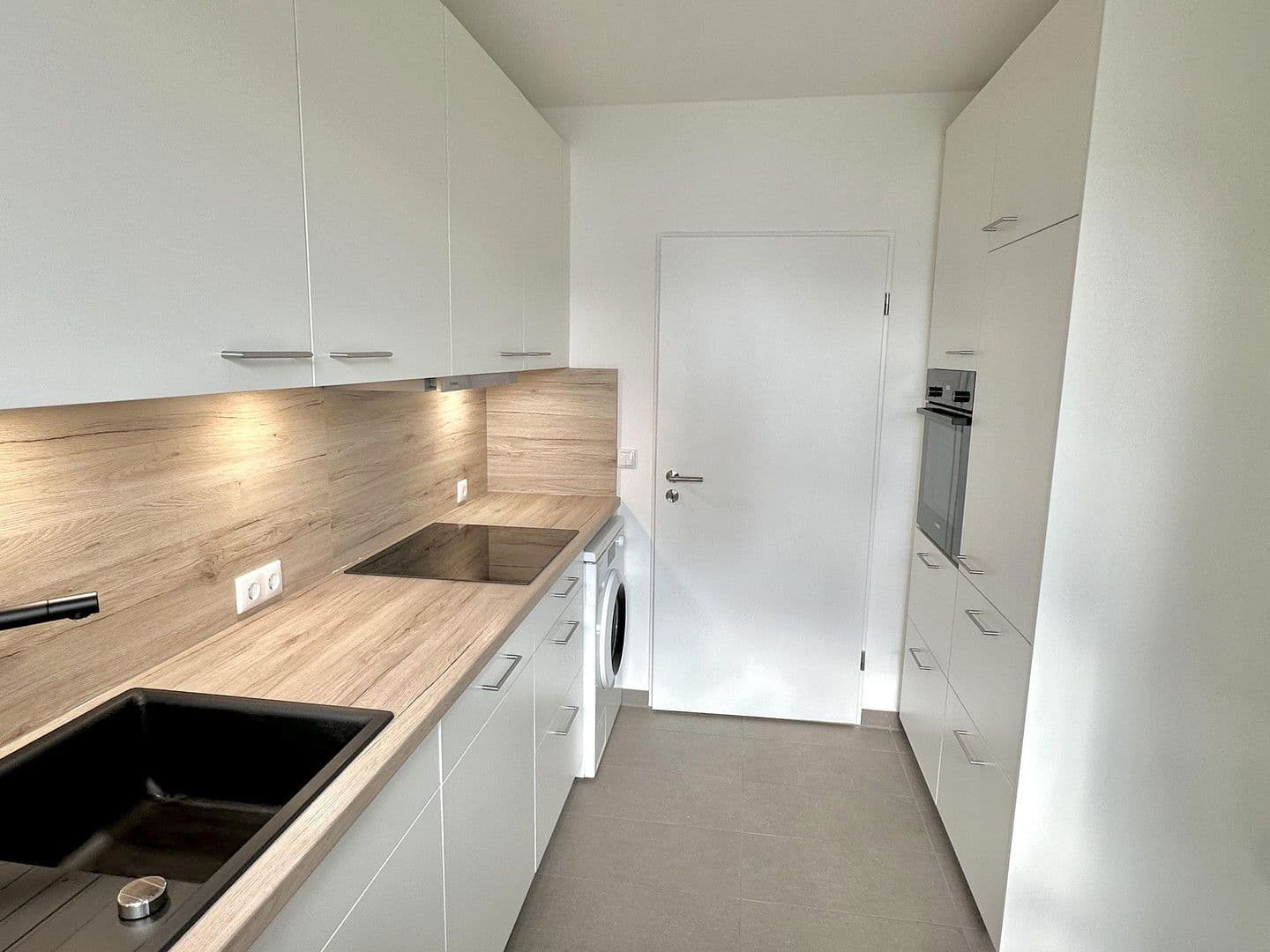 Predaj bytu 2-izbový 58 m², Hannover, Dolné Sasko Predaj bytu 2-izbový 58 m², Hannover, Dolné Sasko