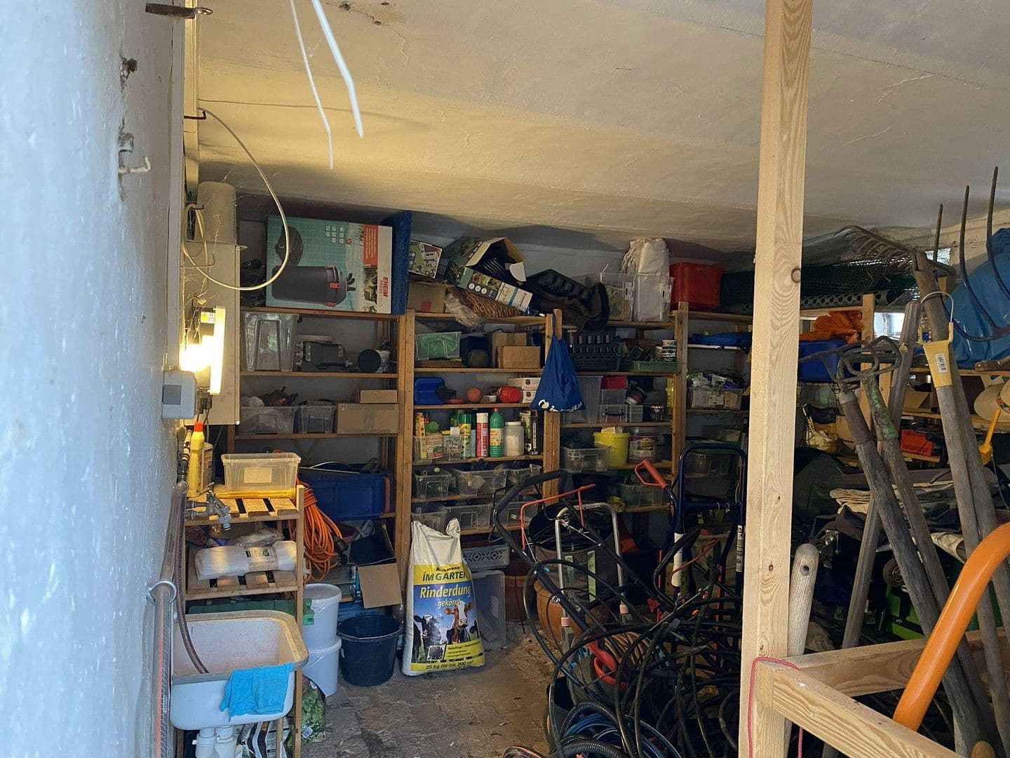 Predaj domu 138 m², pozemek 2.316 m², Weilburg, Hesensko Predaj domu 138 m², pozemek 2.316 m², Weilburg, Hesensko