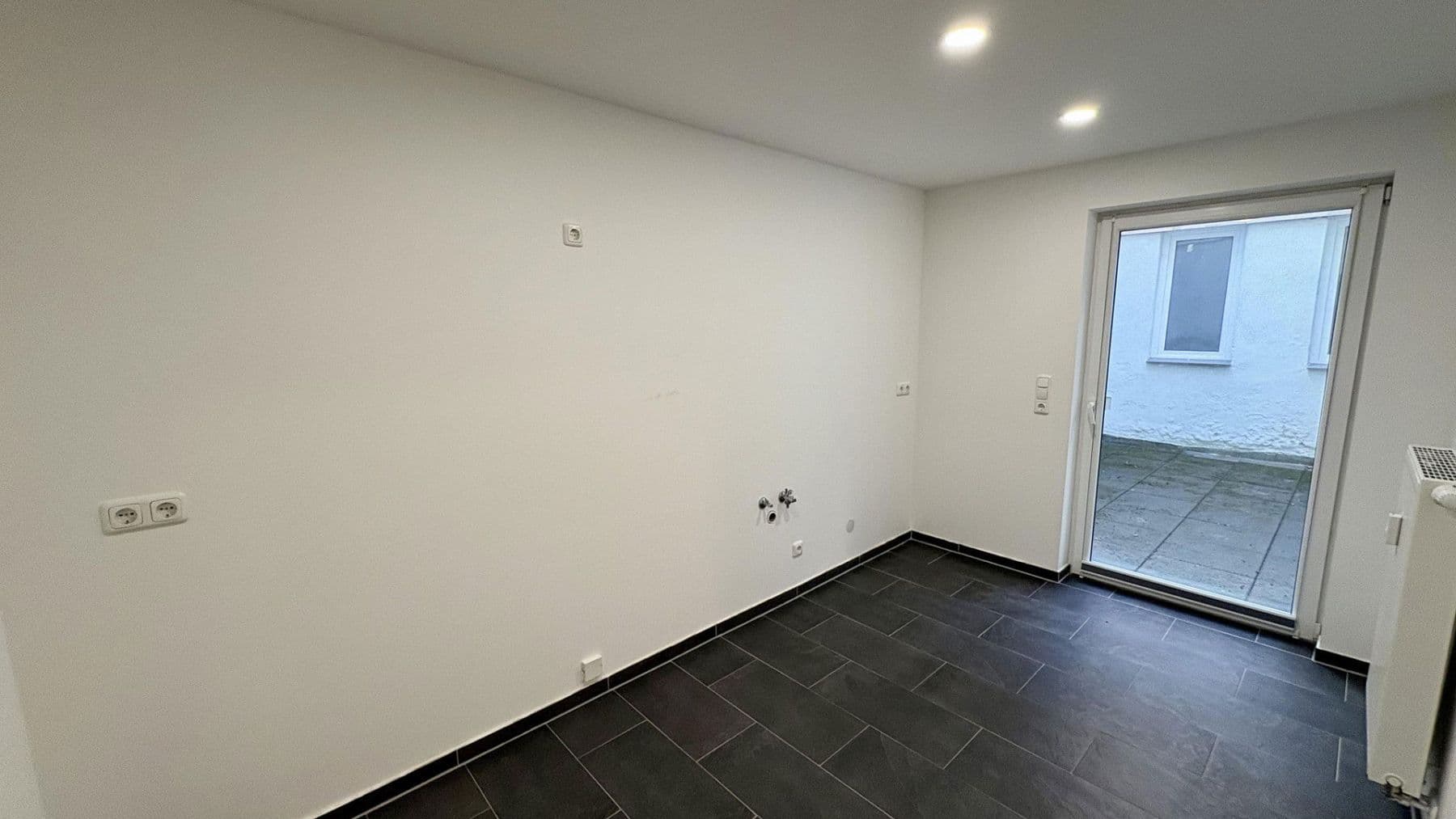 Prenájom bytu 2-izbový 53 m², Gartenstraße 4, Pößneck, Durínsko Prenájom bytu 2-izbový 53 m², Gartenstraße 4, Pößneck, Durínsko