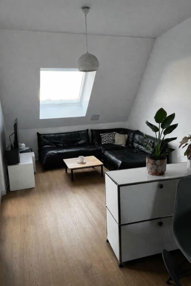 Prenájom bytu 3-izbový 70 m², Brühl, Bádensko-Wurttembersko Prenájom bytu 3-izbový 70 m², Brühl, Bádensko-Wurttembersko