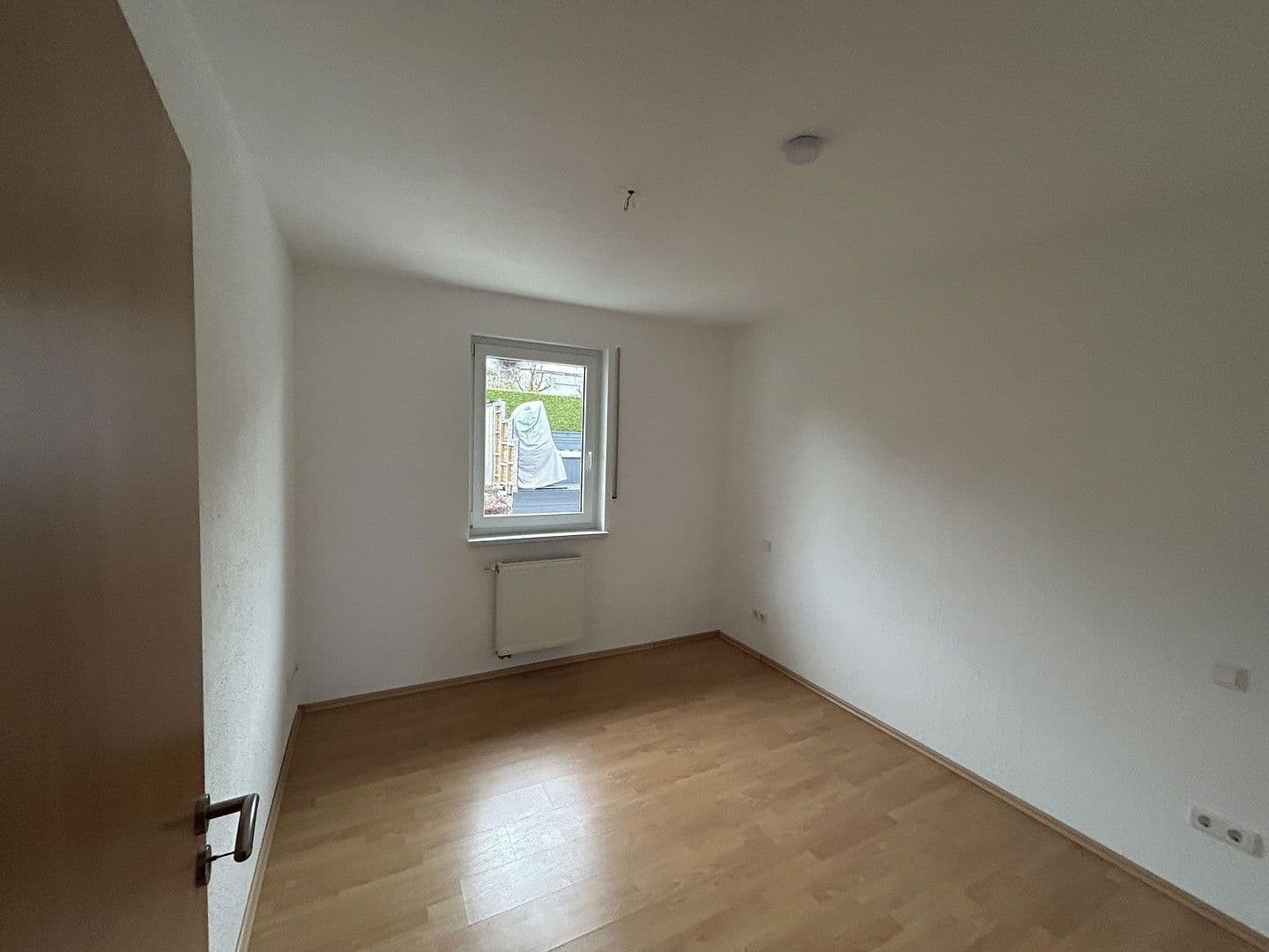 Predaj domu 118 m², pozemek 277 m², Mühlhausen, Bádensko-Wurttembersko Predaj domu 118 m², pozemek 277 m², Mühlhausen, Bádensko-Wurttembersko