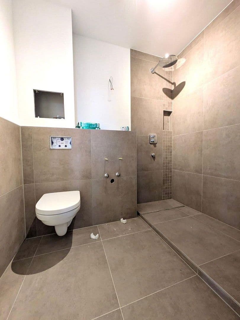 Prenájom bytu 3-izbový 70 m², Denninger Str. 202, München, Bavorsko Prenájom bytu 3-izbový 70 m², Denninger Str. 202, München, Bavorsko