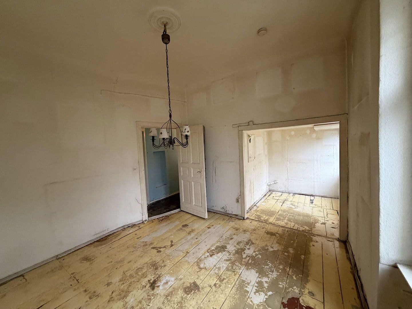 Predaj bytu 4-izbový 108 m², Eschenstraße, 2, Berlin, Berlín Predaj bytu 4-izbový 108 m², Eschenstraße, 2, Berlin, Berlín