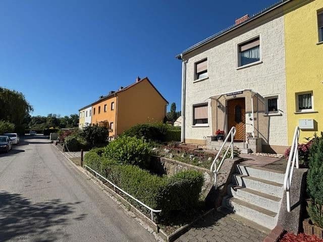 Predaj domu 86 m², pozemek 475 m², Wilhelm-Busch-Straße 36, Riesa, Sasko Predaj domu 86 m², pozemek 475 m², Wilhelm-Busch-Straße 36, Riesa, Sasko