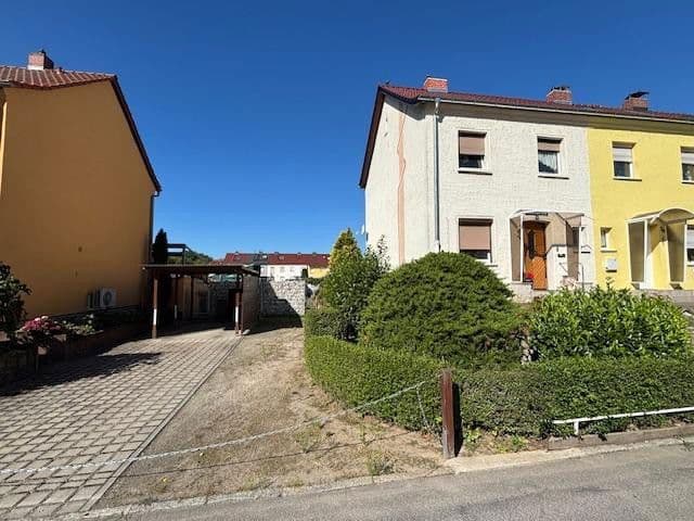 Predaj domu 86 m², pozemek 475 m², Wilhelm-Busch-Straße 36, Riesa, Sasko Predaj domu 86 m², pozemek 475 m², Wilhelm-Busch-Straße 36, Riesa, Sasko