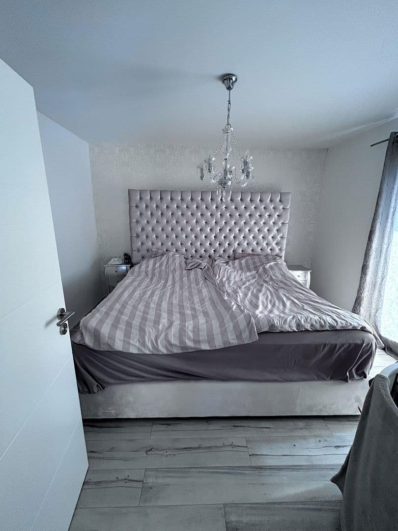 Predaj bytu 3-izbový 93 m², Rödermark, Hesensko Predaj bytu 3-izbový 93 m², Rödermark, Hesensko