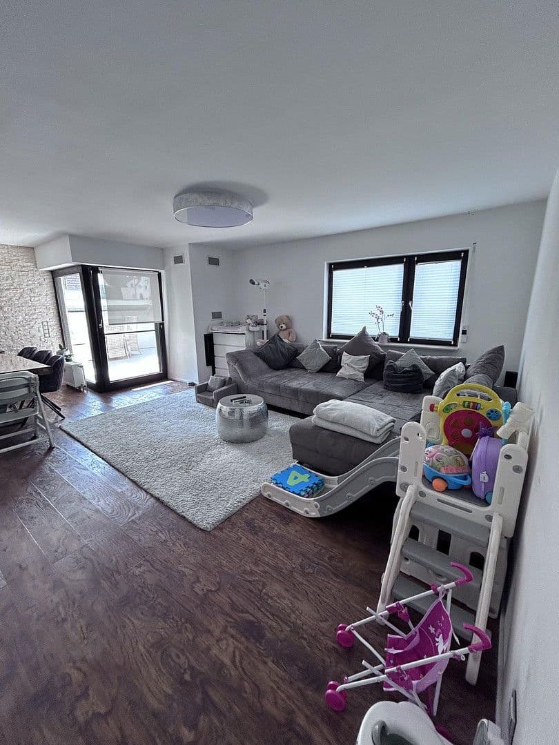 Predaj bytu 3-izbový 93 m², Rödermark, Hesensko Predaj bytu 3-izbový 93 m², Rödermark, Hesensko