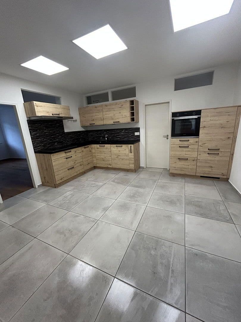 Predaj bytu 2-izbový 80 m², Mimmingerstr. 5, Hengersberg, Bavorsko Predaj bytu 2-izbový 80 m², Mimmingerstr. 5, Hengersberg, Bavorsko