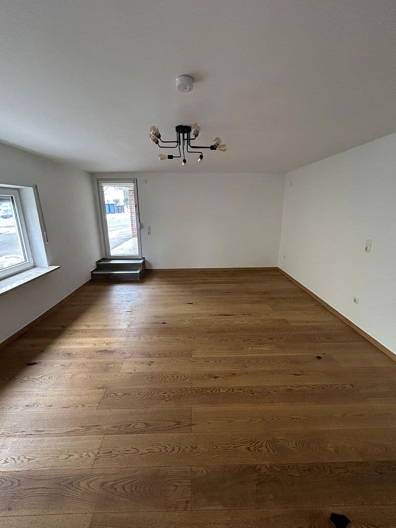 Predaj bytu 2-izbový 80 m², Mimmingerstr. 5, Hengersberg, Bavorsko Predaj bytu 2-izbový 80 m², Mimmingerstr. 5, Hengersberg, Bavorsko