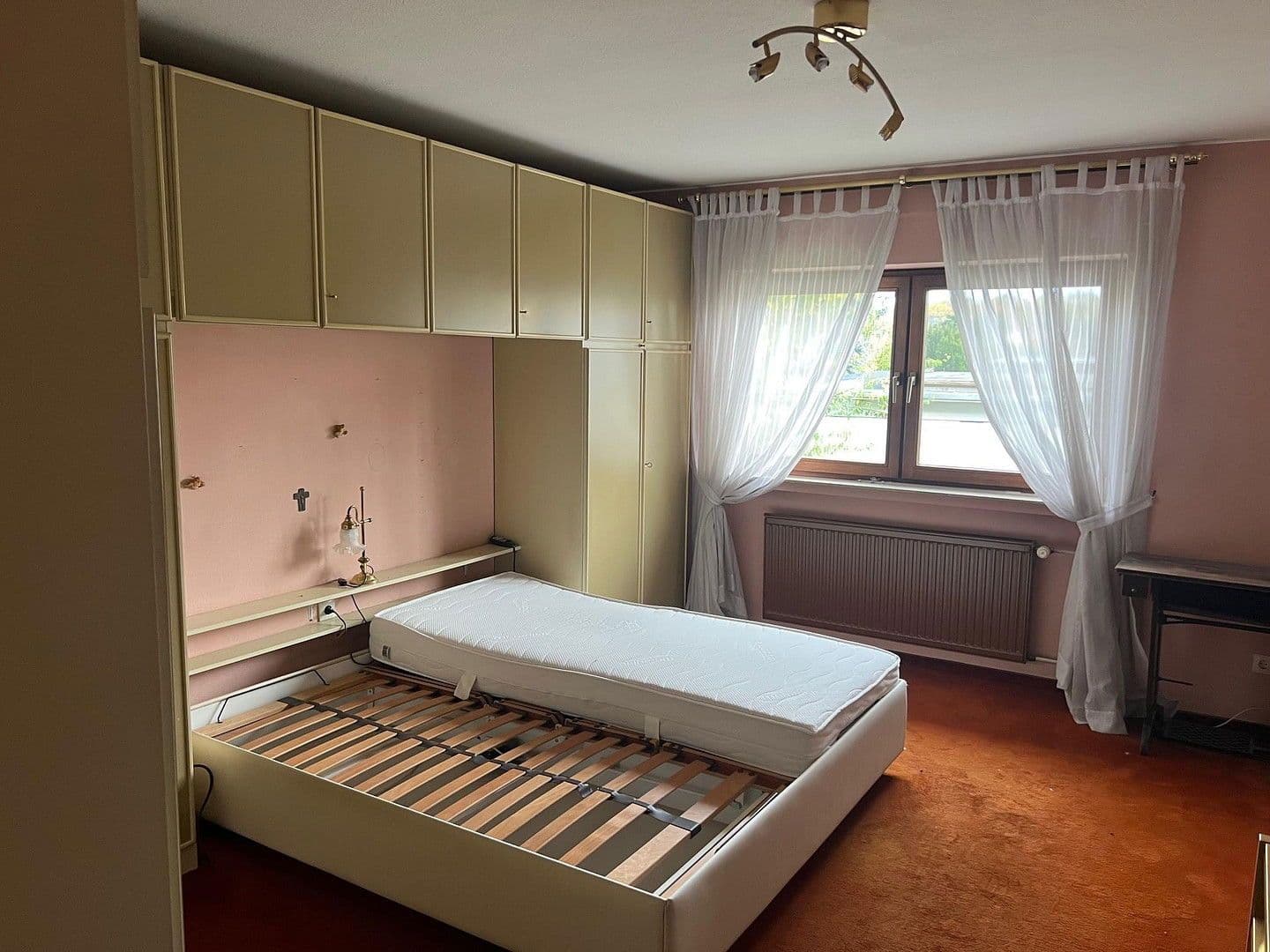 Predaj domu 116 m², pozemek 1.200 m², Hanau, Hesensko Predaj domu 116 m², pozemek 1.200 m², Hanau, Hesensko