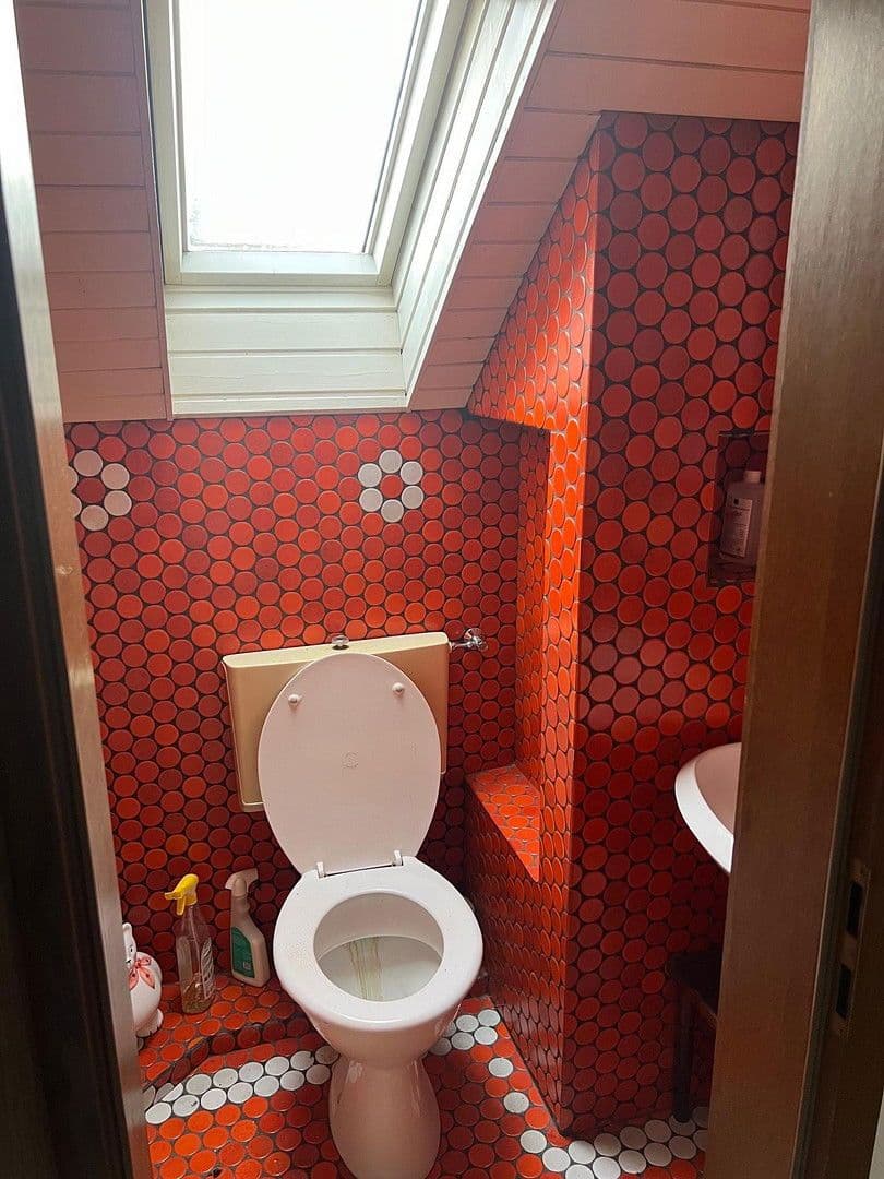 Predaj domu 116 m², pozemek 1.200 m², Hanau, Hesensko Predaj domu 116 m², pozemek 1.200 m², Hanau, Hesensko