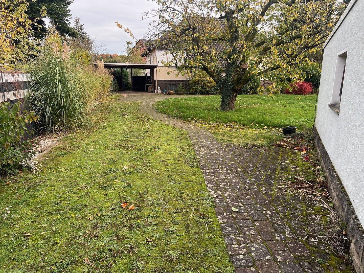 Predaj domu 116 m², pozemek 1.200 m², Hanau, Hesensko Predaj domu 116 m², pozemek 1.200 m², Hanau, Hesensko