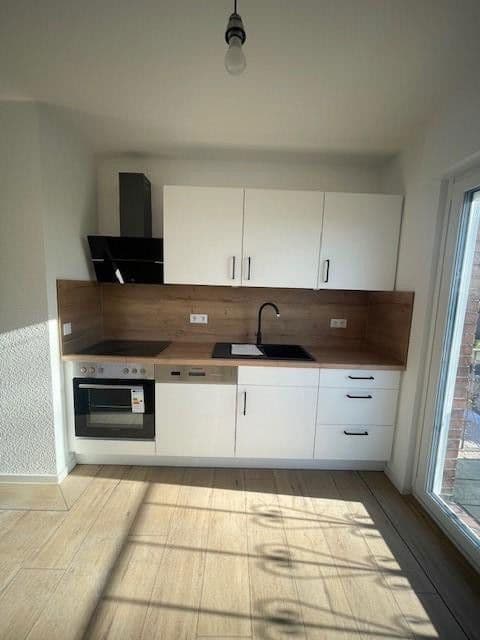 Prenájom bytu 2-izbový 68 m², Stichweg 2, Drebber, Dolné Sasko Prenájom bytu 2-izbový 68 m², Stichweg 2, Drebber, Dolné Sasko