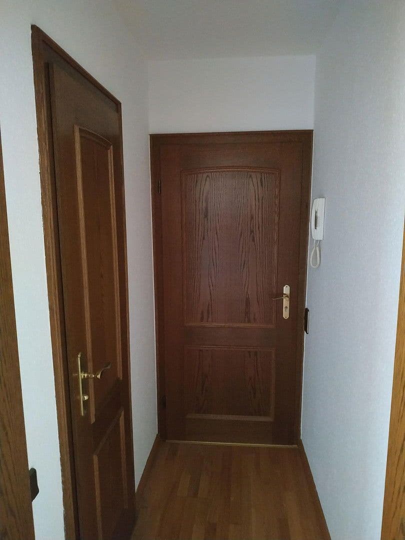 Prenájom bytu 2-izbový 74 m², Krefeld, Severné Porýnie - Westfálsko Prenájom bytu 2-izbový 74 m², Krefeld, Severné Porýnie - Westfálsko