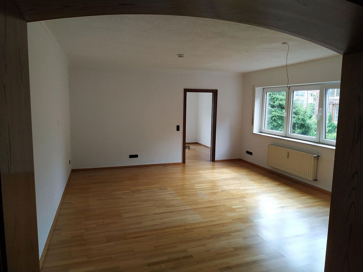 Prenájom bytu 2-izbový 74 m², Krefeld, Severné Porýnie - Westfálsko Prenájom bytu 2-izbový 74 m², Krefeld, Severné Porýnie - Westfálsko