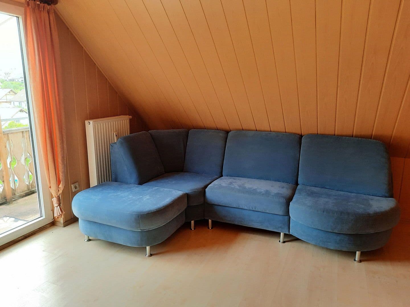 Prenájom domu 124 m², pozemek 320 m², Wilhermsdorf, Bavorsko Prenájom domu 124 m², pozemek 320 m², Wilhermsdorf, Bavorsko