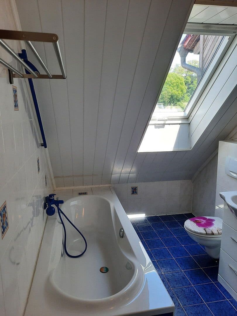 Prenájom domu 124 m², pozemek 320 m², Wilhermsdorf, Bavorsko Prenájom domu 124 m², pozemek 320 m², Wilhermsdorf, Bavorsko