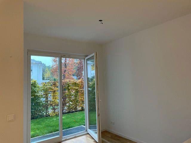 Prenájom bytu 3-izbový 100 m², Friedrich-Engels-Damm 83, Bad Saarow, Brandenbursko Prenájom bytu 3-izbový 100 m², Friedrich-Engels-Damm 83, Bad Saarow, Brandenbursko