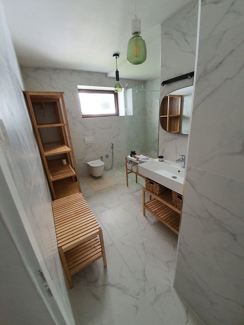 Predaj bytu 3-izbový 111 m², Baden-Baden, Bádensko-Wurttembersko Predaj bytu 3-izbový 111 m², Baden-Baden, Bádensko-Wurttembersko