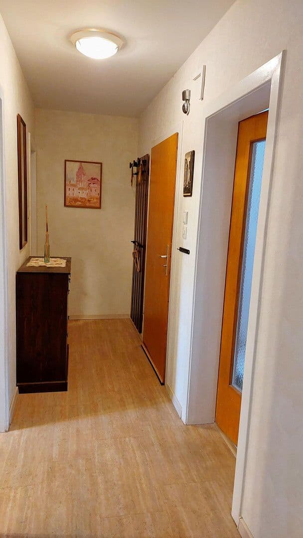 Prenájom bytu 2-izbový 70 m², Leverkusen, Severné Porýnie - Westfálsko Prenájom bytu 2-izbový 70 m², Leverkusen, Severné Porýnie - Westfálsko