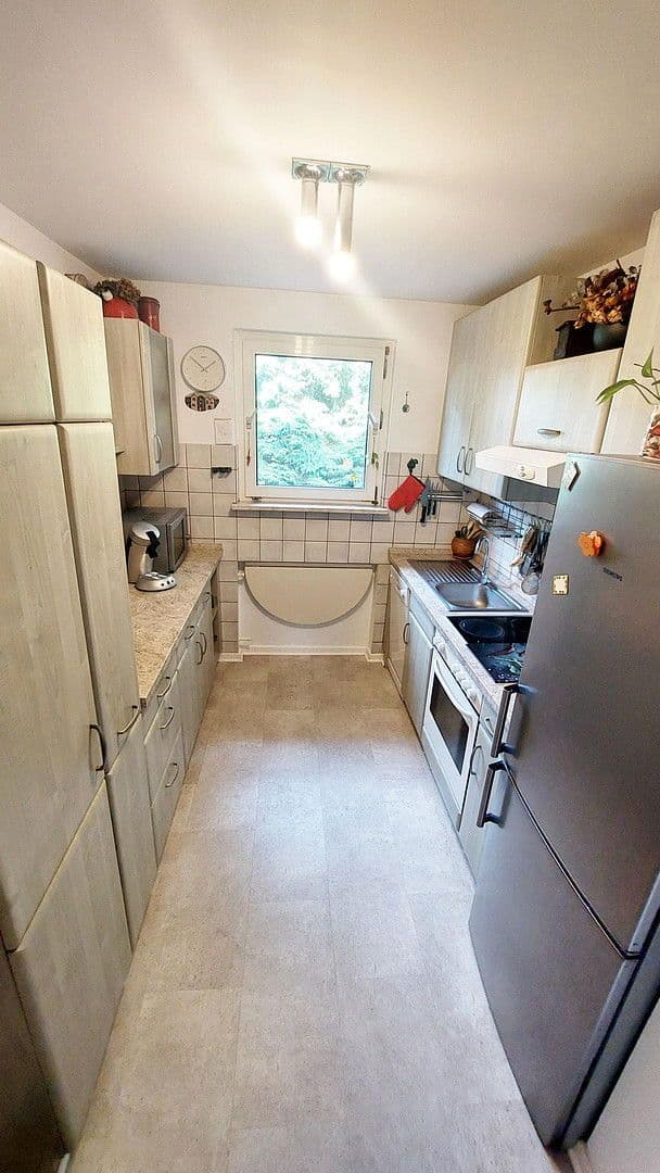 Prenájom bytu 2-izbový 70 m², Leverkusen, Severné Porýnie - Westfálsko Prenájom bytu 2-izbový 70 m², Leverkusen, Severné Porýnie - Westfálsko