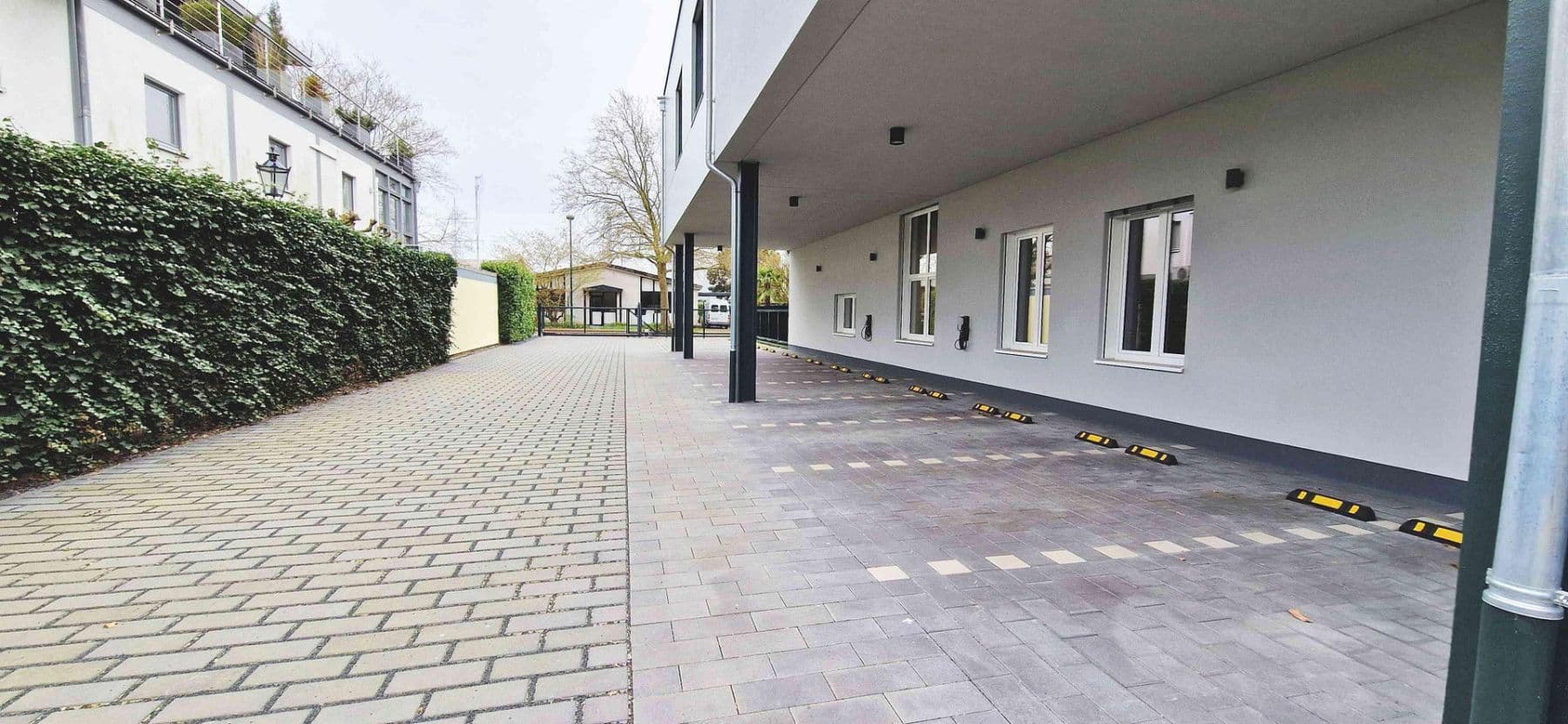 Prenájom kancelárie 1.160 m², Hürth, Severné Porýnie - Westfálsko Prenájom kancelárie 1.160 m², Hürth, Severné Porýnie - Westfálsko