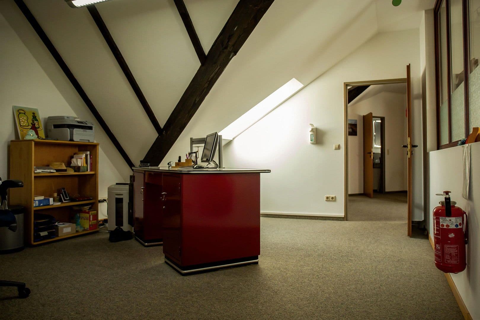 Prenájom kancelárie 112 m², Amtsstrasse 6, Wolfsburg Vorsfelde, Dolné Sasko Prenájom kancelárie 112 m², Amtsstrasse 6, Wolfsburg Vorsfelde, Dolné Sasko