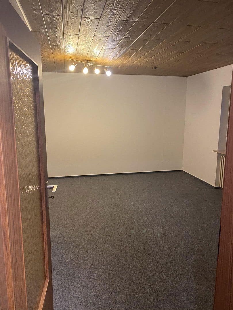 Prenájom bytu 30 m², Buchenweg 45, Würzburg, Bavorsko Prenájom bytu 30 m², Buchenweg 45, Würzburg, Bavorsko