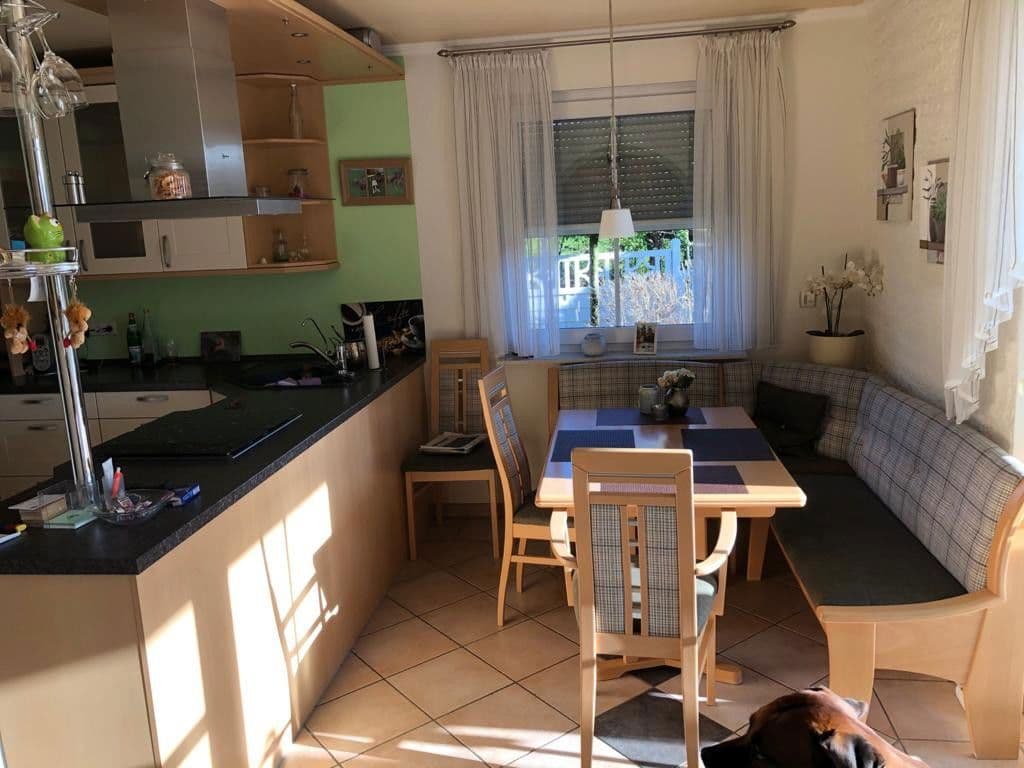 Prenájom domu 220 m², pozemek 700 m², Einbeck, Dolné Sasko Prenájom domu 220 m², pozemek 700 m², Einbeck, Dolné Sasko