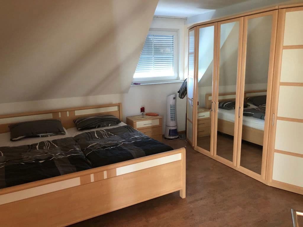 Prenájom domu 220 m², pozemek 700 m², Einbeck, Dolné Sasko Prenájom domu 220 m², pozemek 700 m², Einbeck, Dolné Sasko