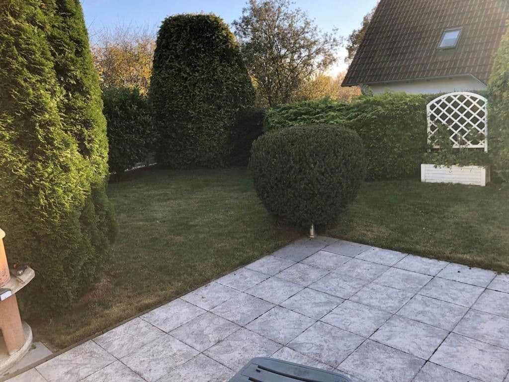 Prenájom domu 220 m², pozemek 700 m², Einbeck, Dolné Sasko Prenájom domu 220 m², pozemek 700 m², Einbeck, Dolné Sasko