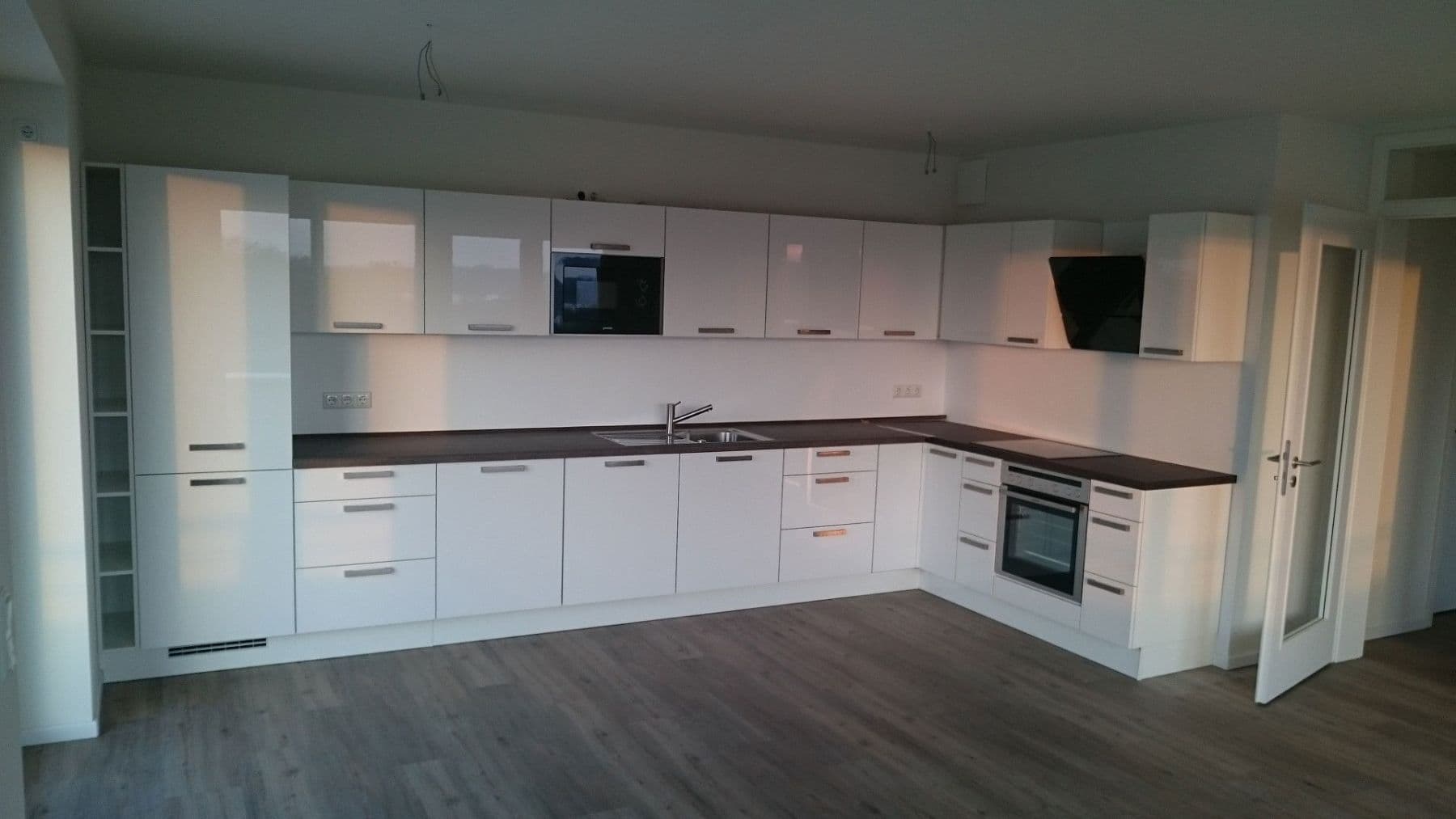 Prenájom bytu 3-izbový 84 m², Amtsstraße 30, Schwerin, Meklenbursko-Predpomoransko Prenájom bytu 3-izbový 84 m², Amtsstraße 30, Schwerin, Meklenbursko-Predpomoransko