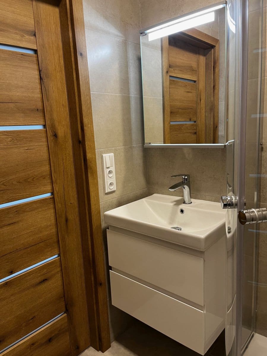 Predaj bytu 2-izbový 52 m², České armády, Litoměřice, Ústecký kraj Predaj bytu 2-izbový 52 m², České armády, Litoměřice, Ústecký kraj