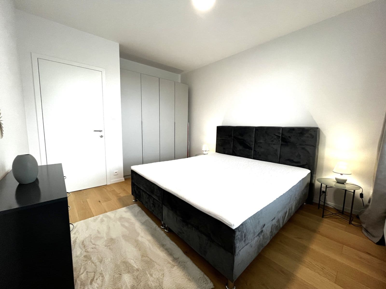 Prenájom bytu 2-izbový 57 m², Súkennícka, Ružinov, Bratislavský kraj Prenájom bytu 2-izbový 57 m², Súkennícka, Ružinov, Bratislavský kraj