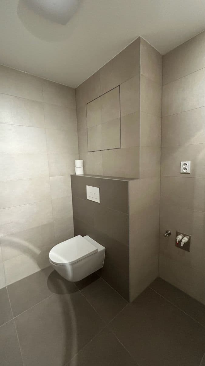 Prenájom bytu 1-izbový 35 m², třída Generála Píky, Brno, Jihomoravský kraj Prenájom bytu 1-izbový 35 m², třída Generála Píky, Brno, Jihomoravský kraj