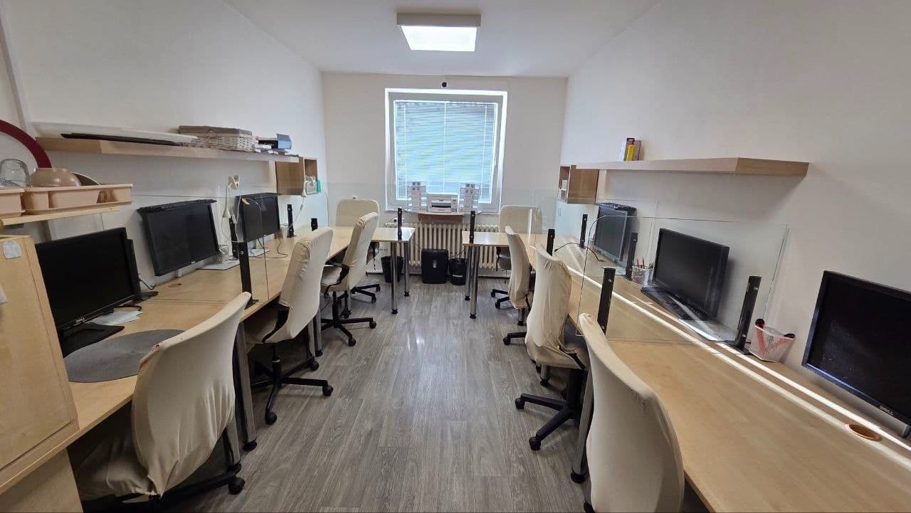 Prenájom kancelárie 25 m², Přístavní, Praha, Praha Prenájom kancelárie 25 m², Přístavní, Praha, Praha