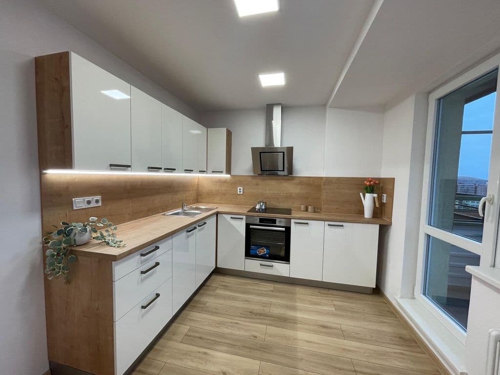 Prenájom bytu 2-izbový 54 m², Oty Synka, Ostrava, Moravskoslezský kraj Prenájom bytu 2-izbový 54 m², Oty Synka, Ostrava, Moravskoslezský kraj