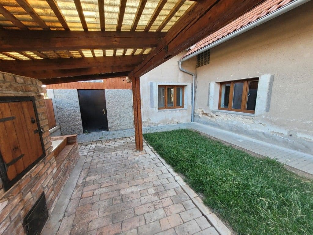 Prenájom domu 160 m², pozemek 635 m², Vrbčany, Středočeský kraj Prenájom domu 160 m², pozemek 635 m², Vrbčany, Středočeský kraj