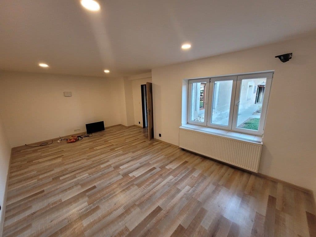 Prenájom domu 160 m², pozemek 635 m², Vrbčany, Středočeský kraj Prenájom domu 160 m², pozemek 635 m², Vrbčany, Středočeský kraj