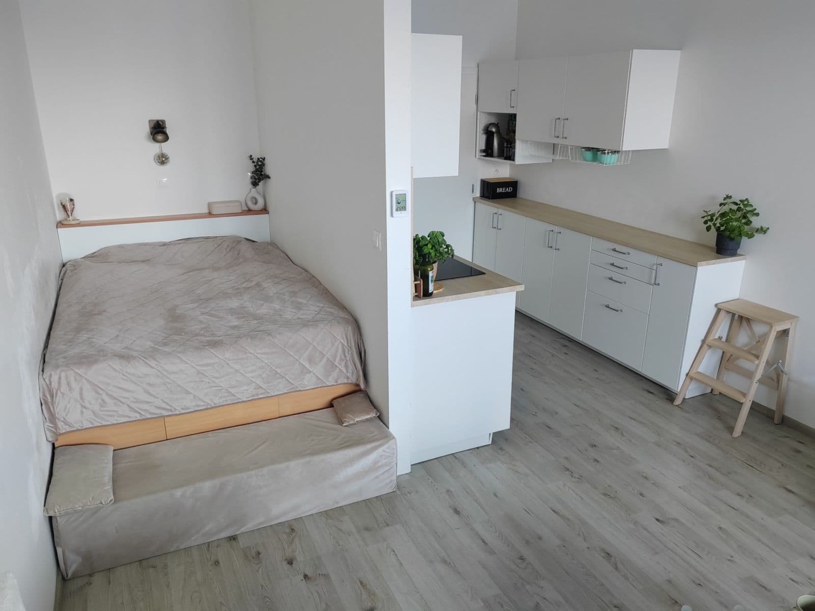 Prenájom bytu 1-izbový 38 m², Velvarská, Horoměřice, Středočeský kraj Prenájom bytu 1-izbový 38 m², Velvarská, Horoměřice, Středočeský kraj