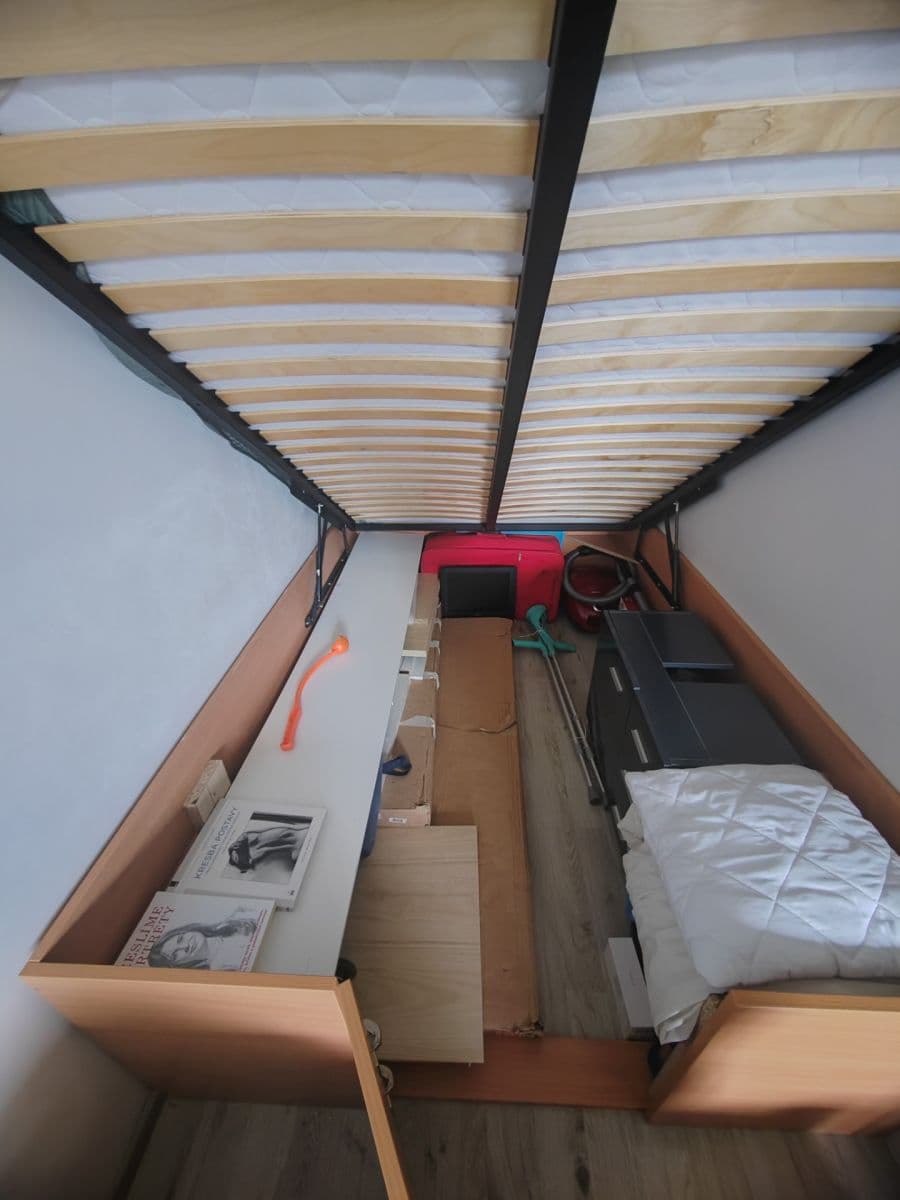 Prenájom bytu 1-izbový 38 m², Velvarská, Horoměřice, Středočeský kraj Prenájom bytu 1-izbový 38 m², Velvarská, Horoměřice, Středočeský kraj