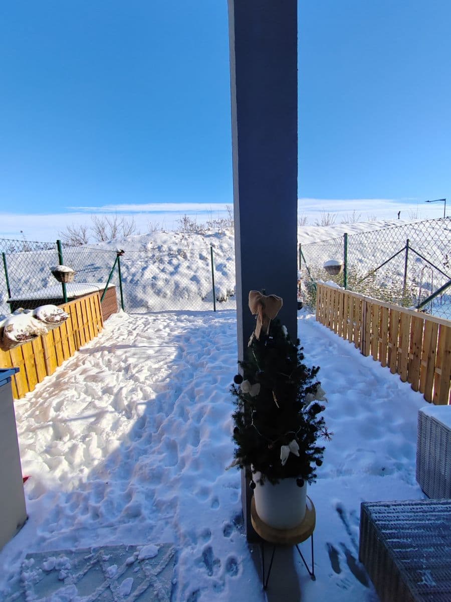 Prenájom bytu 1-izbový 38 m², Velvarská, Horoměřice, Středočeský kraj Prenájom bytu 1-izbový 38 m², Velvarská, Horoměřice, Středočeský kraj