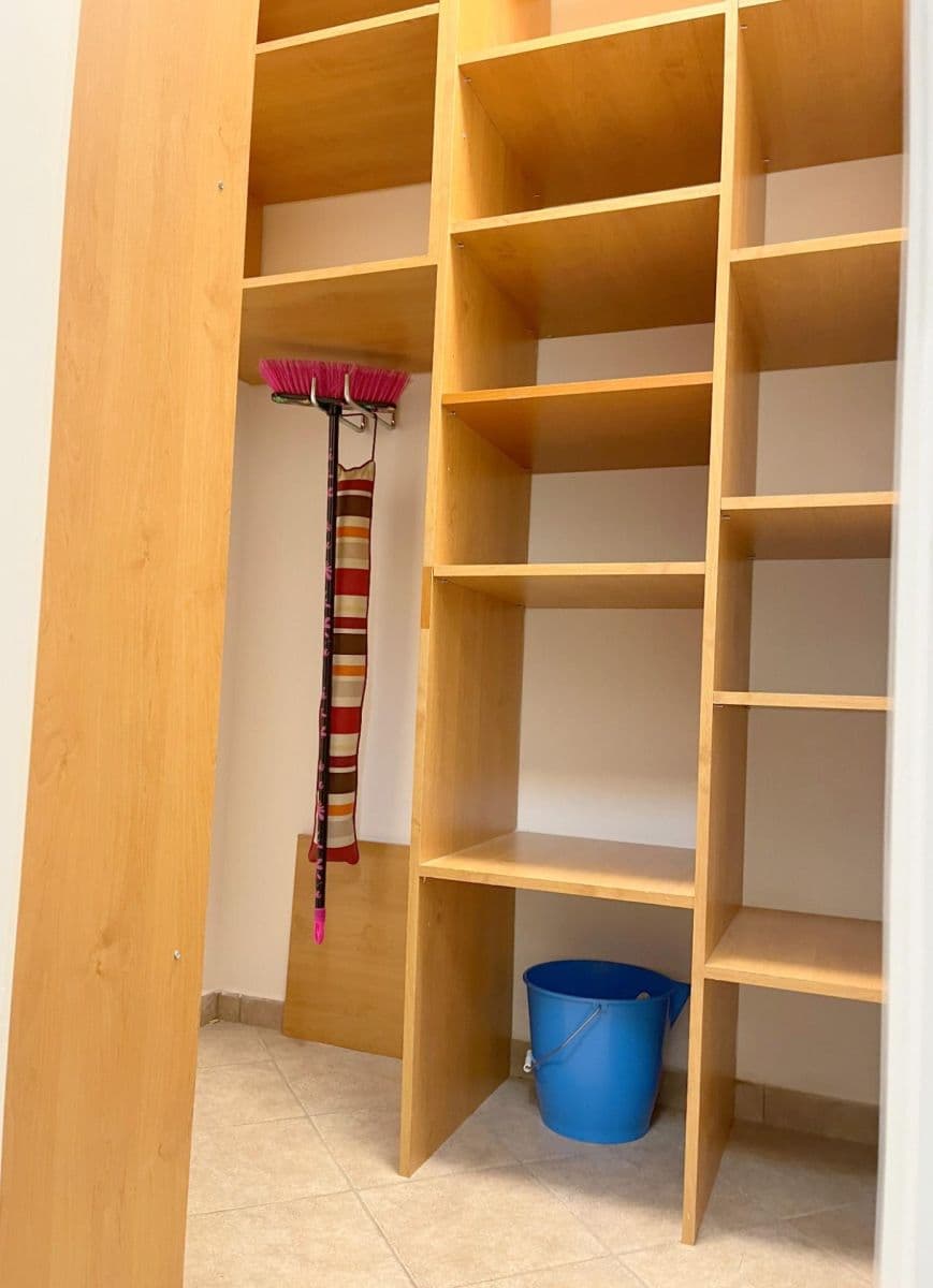 Prenájom bytu 2-izbový 53 m², Prorektorská, Praha, Praha Prenájom bytu 2-izbový 53 m², Prorektorská, Praha, Praha