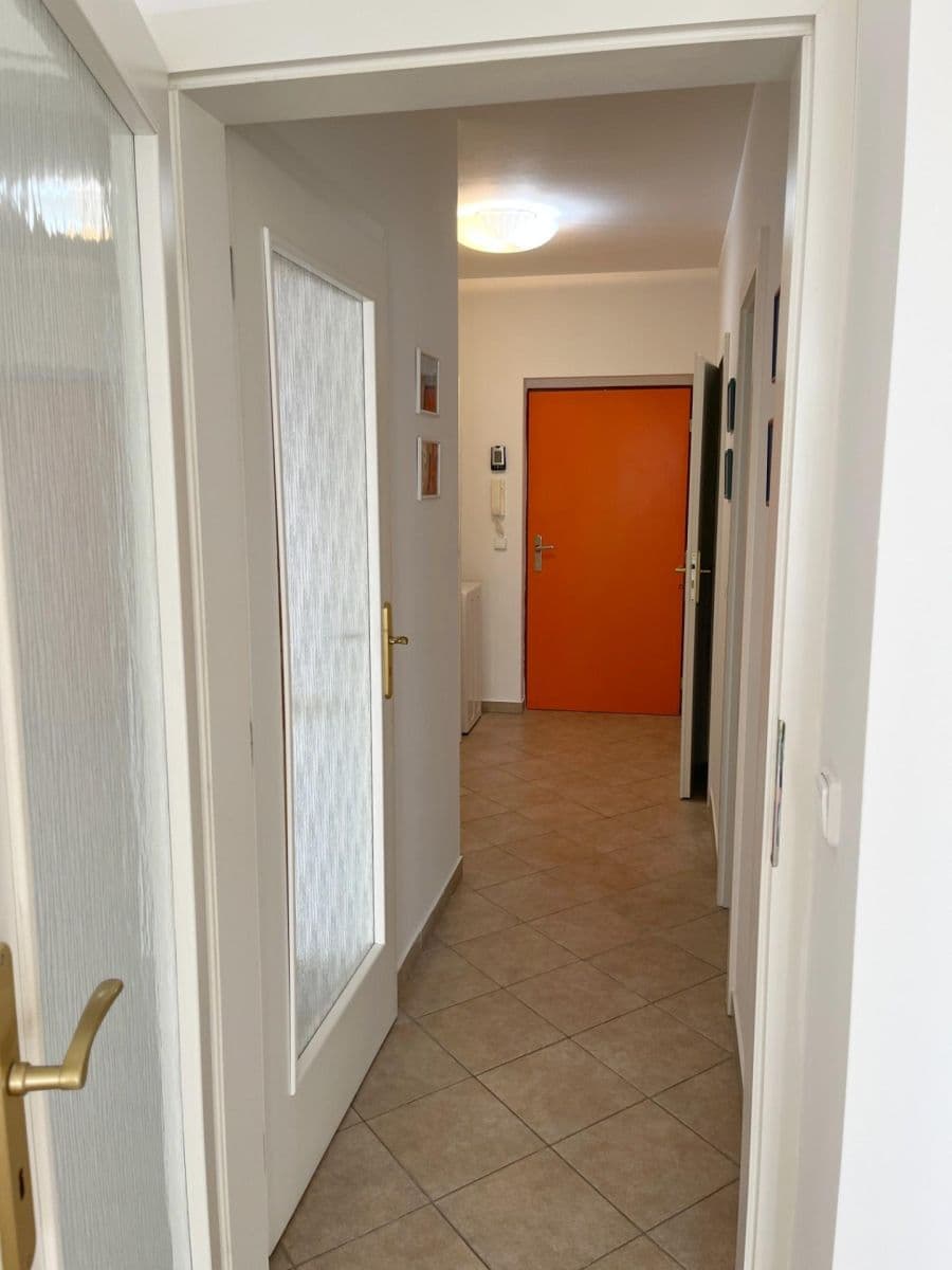 Prenájom bytu 2-izbový 53 m², Prorektorská, Praha, Praha Prenájom bytu 2-izbový 53 m², Prorektorská, Praha, Praha