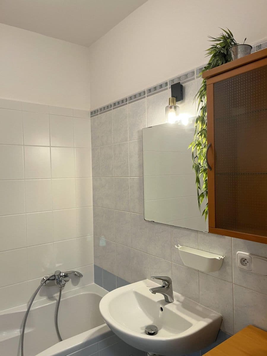 Prenájom bytu 2-izbový 53 m², Prorektorská, Praha, Praha Prenájom bytu 2-izbový 53 m², Prorektorská, Praha, Praha