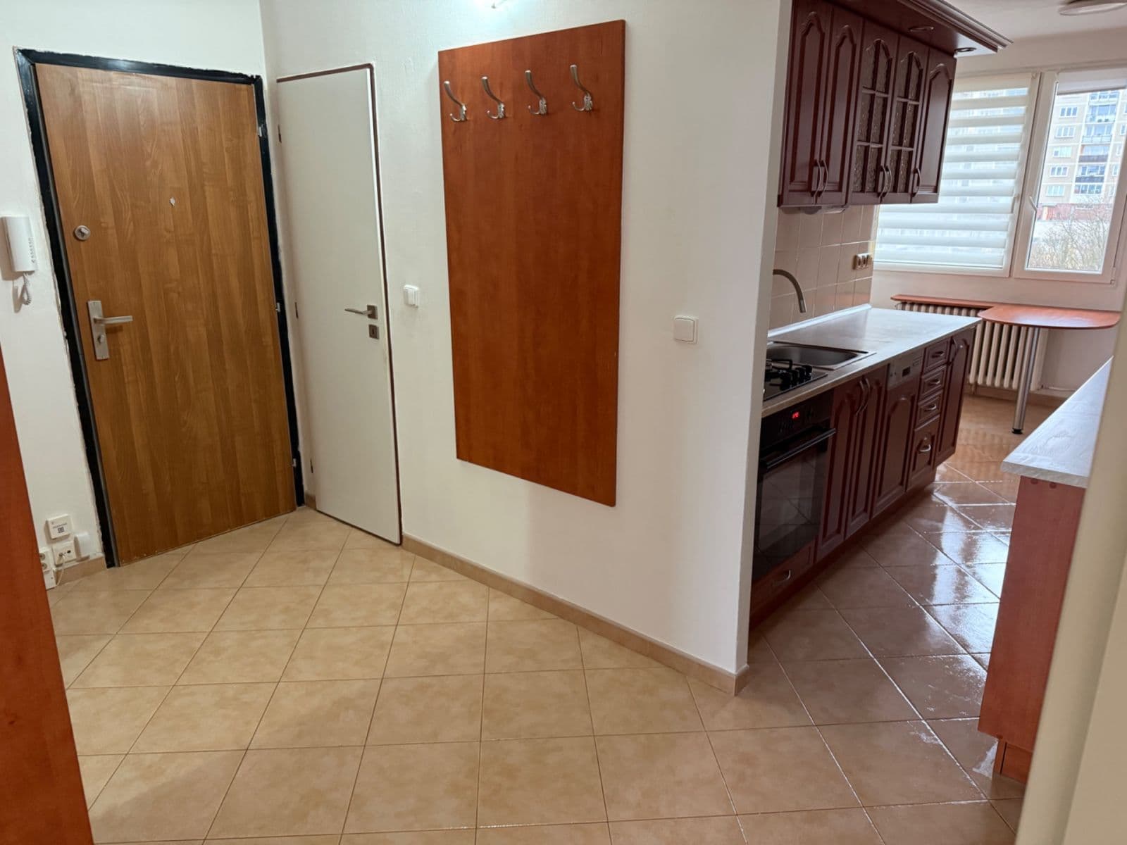 Prenájom bytu 2-izbový 62 m², Kmochova, Ústí nad Labem, Ústecký kraj Prenájom bytu 2-izbový 62 m², Kmochova, Ústí nad Labem, Ústecký kraj