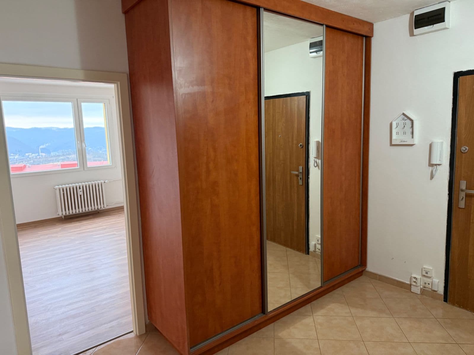 Prenájom bytu 2-izbový 62 m², Kmochova, Ústí nad Labem, Ústecký kraj Prenájom bytu 2-izbový 62 m², Kmochova, Ústí nad Labem, Ústecký kraj