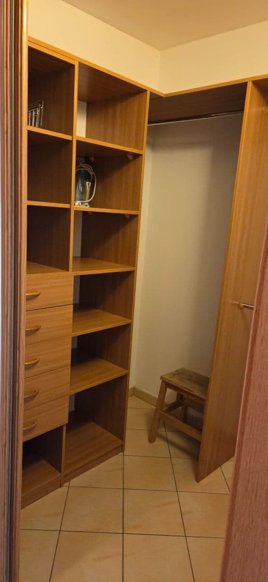 Prenájom bytu 2-izbový 44 m², U Měšťanského pivovaru, Praha, Praha Prenájom bytu 2-izbový 44 m², U Měšťanského pivovaru, Praha, Praha